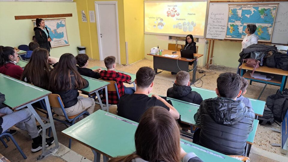 Σύλλογος Θαλασσαιμίας Νομού Μαγνησίας - Ενημερωτική επίσκεψη στο 4ο Γυμνάσιο Βόλου