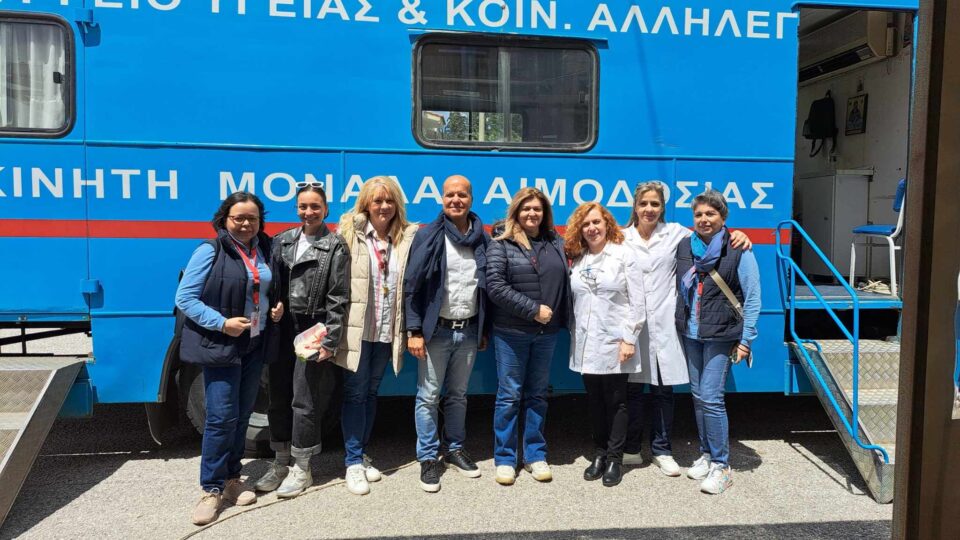 Eθελοντική αιμοδοσία από τους Συλλόγους Προσωπικού και Διδασκόντων του Ε.Ε.Ε.ΕΚ. Βόλου και του 4ου Γυμνασίου Ν. Ιωνίας - Απρίλιος 2025